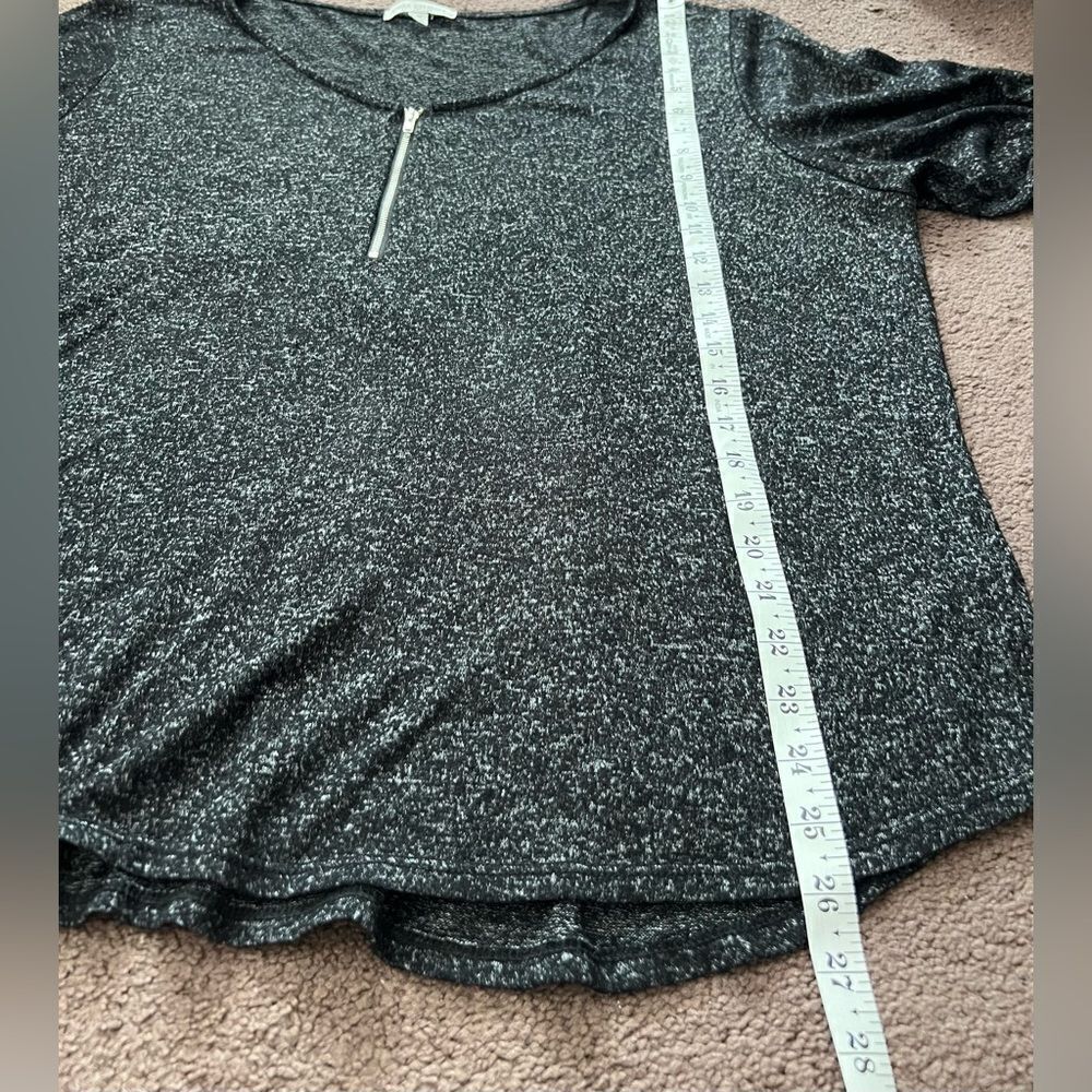 Green Envelope Half Zip V Neck Top - Picture 8 of 8